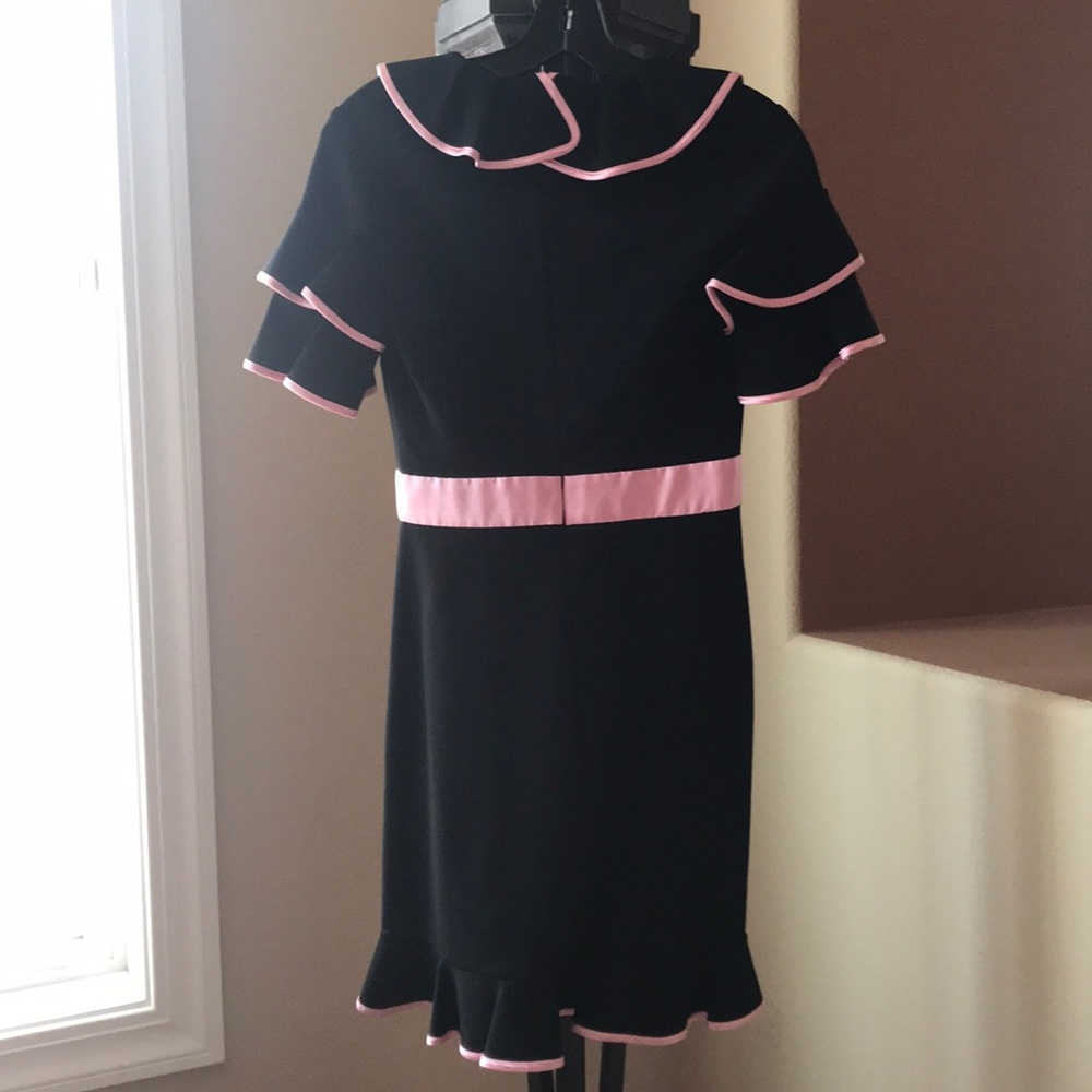 Super cute brand new Gucci bow dress - Picture 2 of 4